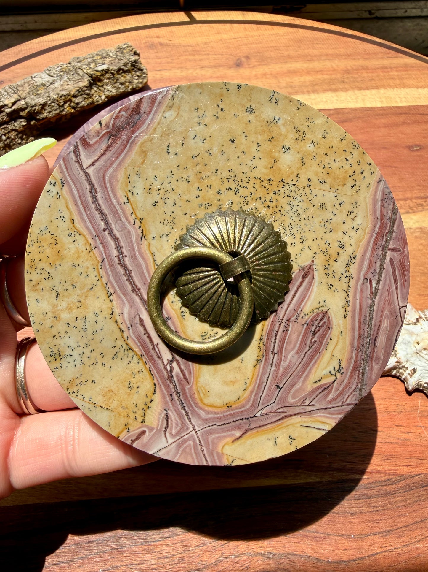 ROUND PICTURE JASPER BOX WITH BRASS DETAIL