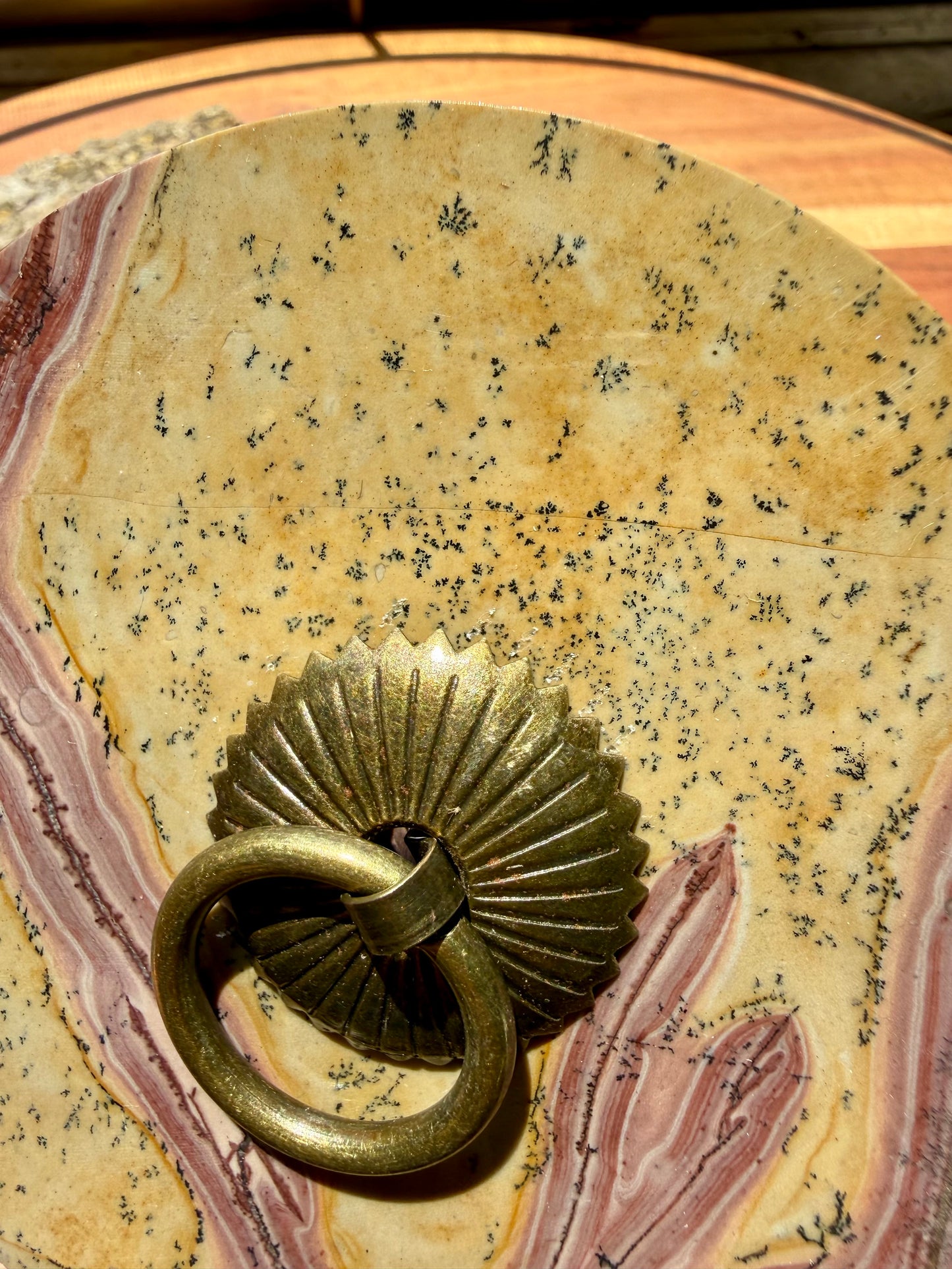ROUND PICTURE JASPER BOX WITH BRASS DETAIL