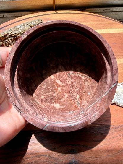 ROUND PICTURE JASPER BOX WITH BRASS DETAIL
