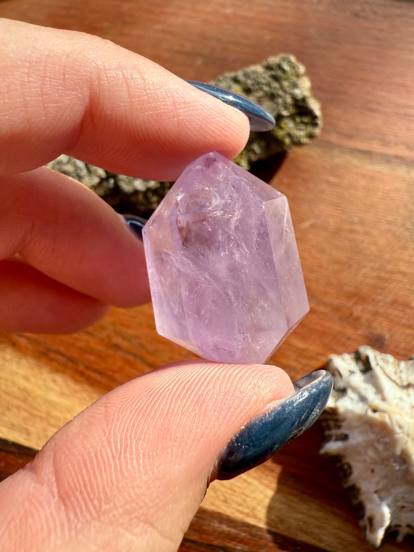 SMALL AMETHYST DT POINT