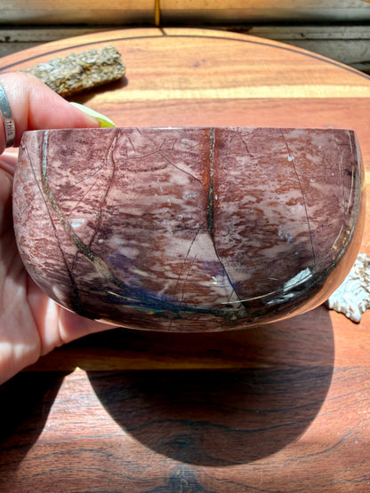 ROUND PICTURE JASPER BOX WITH BRASS DETAIL