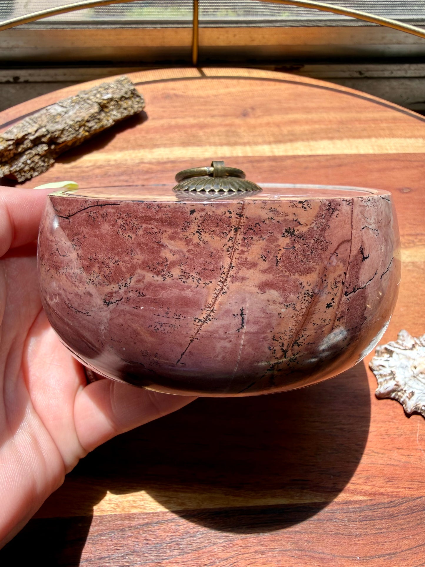 ROUND PICTURE JASPER BOX WITH BRASS DETAIL