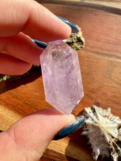 SMALL AMETHYST DT POINT