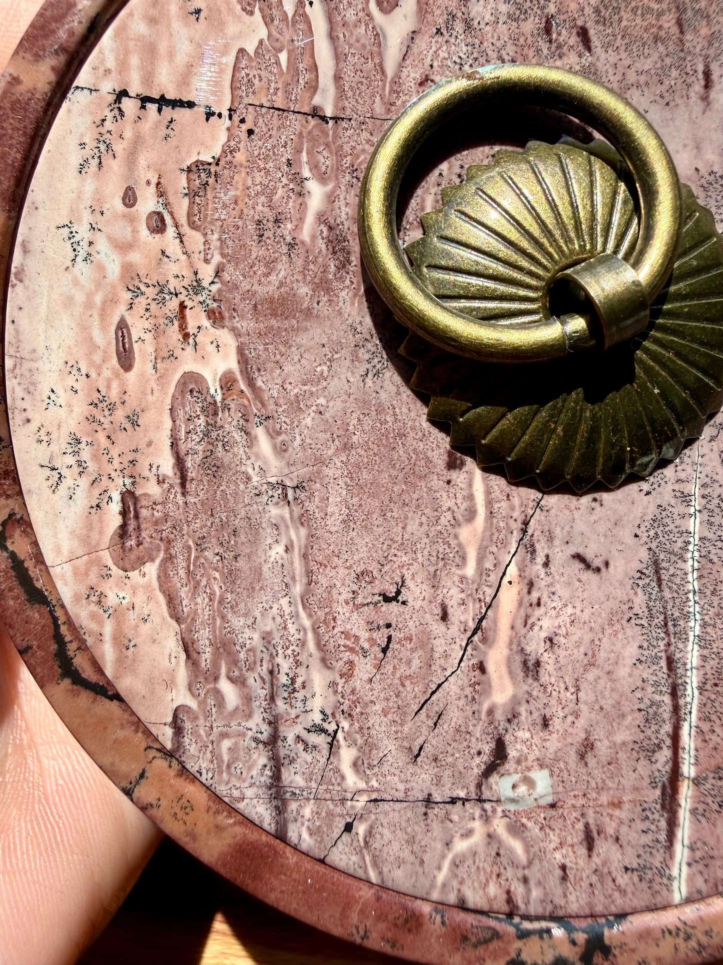 ROUND PICTURE JASPER BOX WITH BRASS DETAIL