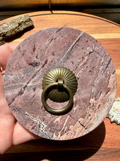ROUND PICTURE JASPER BOX WITH BRASS DETAIL