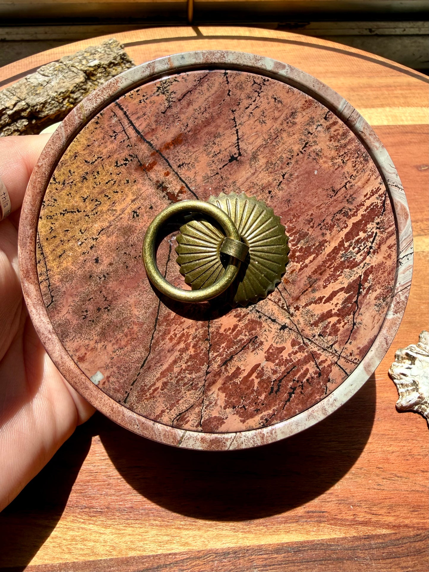 ROUND PICTURE JASPER BOX WITH BRASS DETAIL