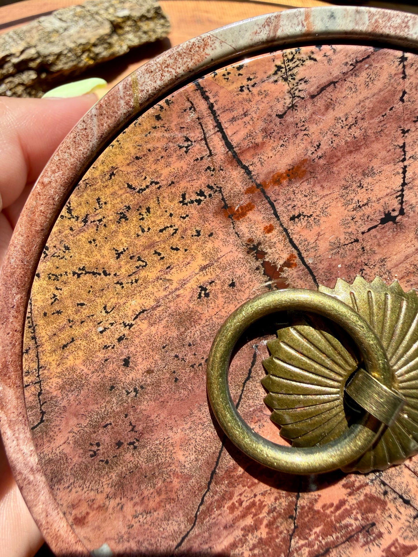 ROUND PICTURE JASPER BOX WITH BRASS DETAIL