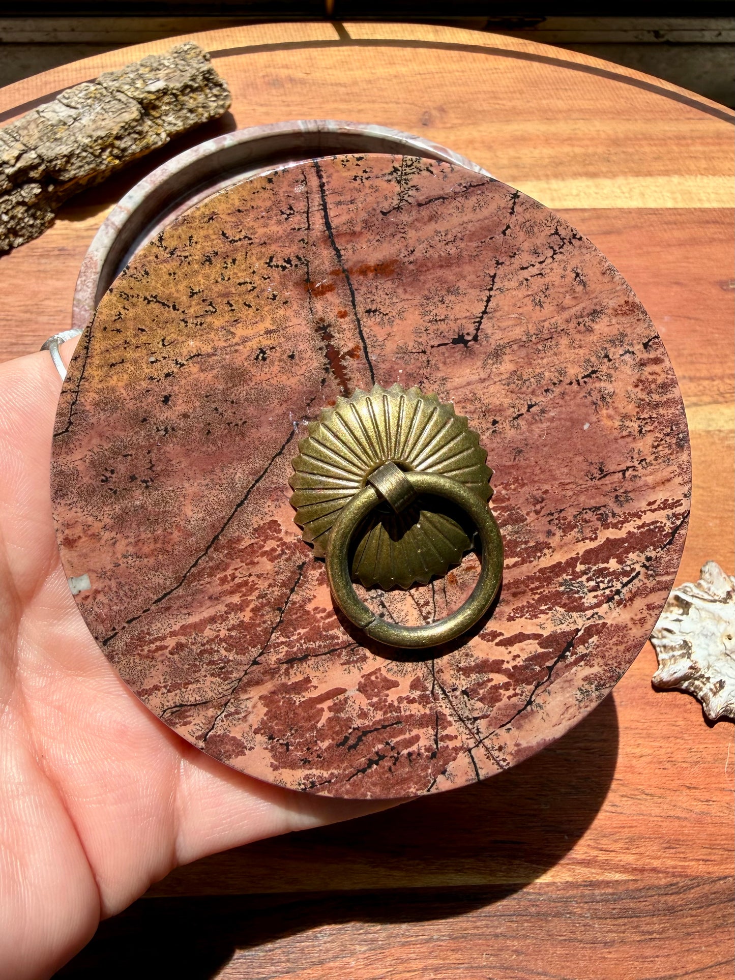 ROUND PICTURE JASPER BOX WITH BRASS DETAIL