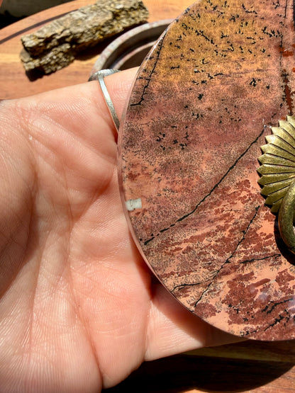 ROUND PICTURE JASPER BOX WITH BRASS DETAIL