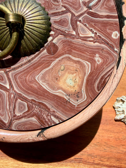 ROUND PICTURE JASPER BOX WITH BRASS DETAIL