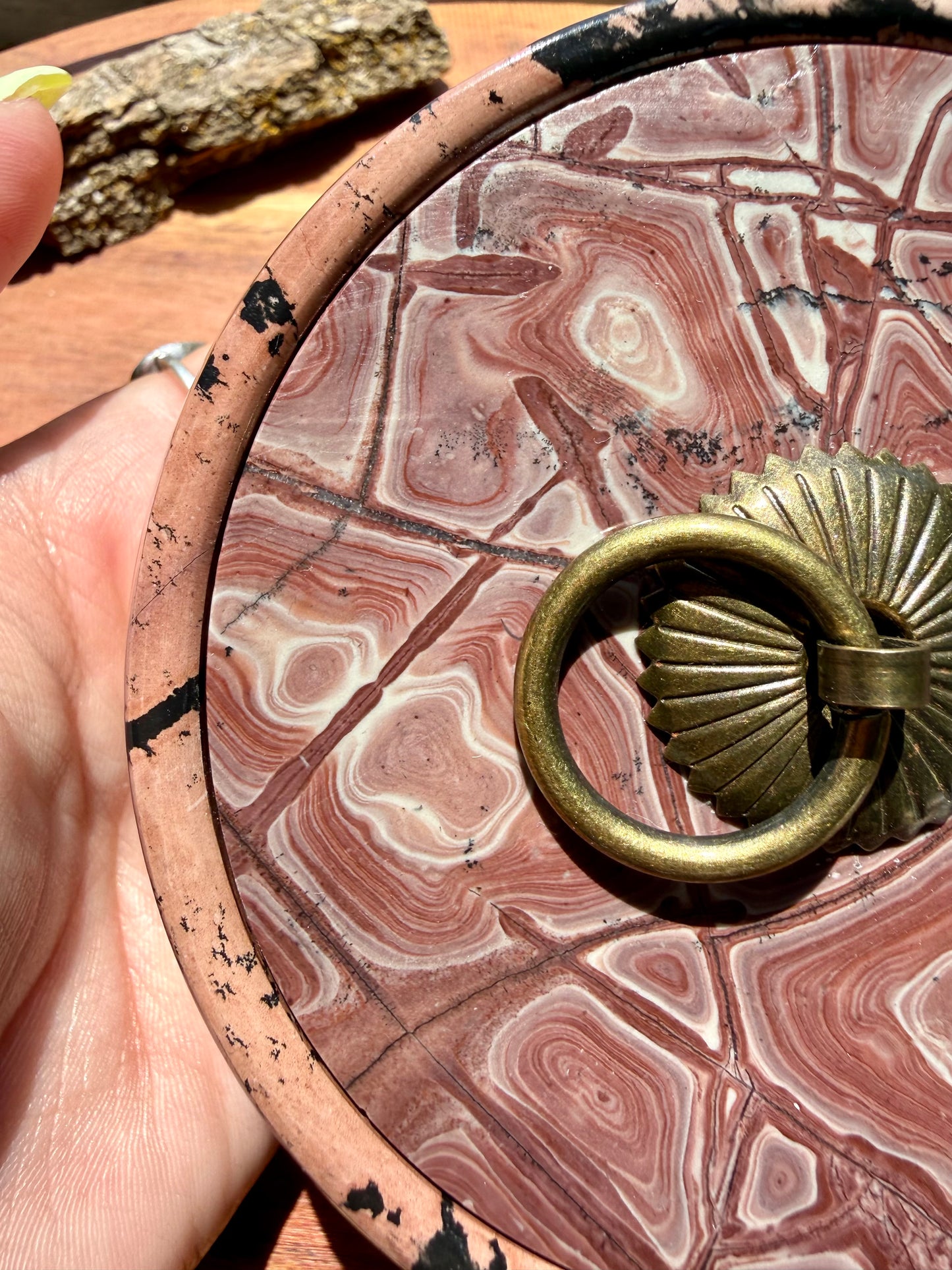 ROUND PICTURE JASPER BOX WITH BRASS DETAIL