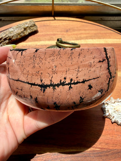 ROUND PICTURE JASPER BOX WITH BRASS DETAIL