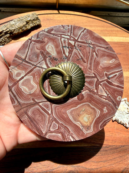 ROUND PICTURE JASPER BOX WITH BRASS DETAIL