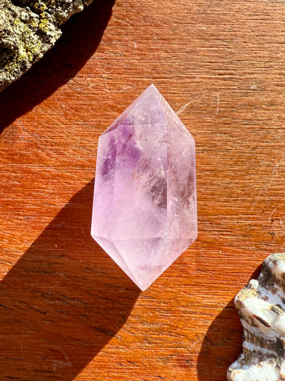 SMALL AMETHYST DT POINT