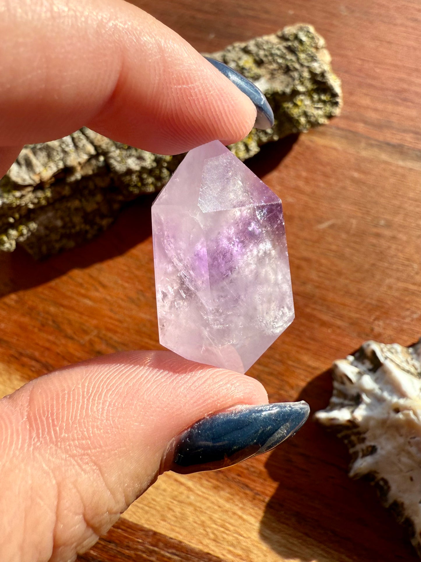 SMALL AMETHYST DT POINT