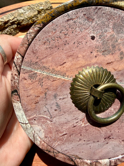 ROUND PICTURE JASPER BOX WITH BRASS DETAIL