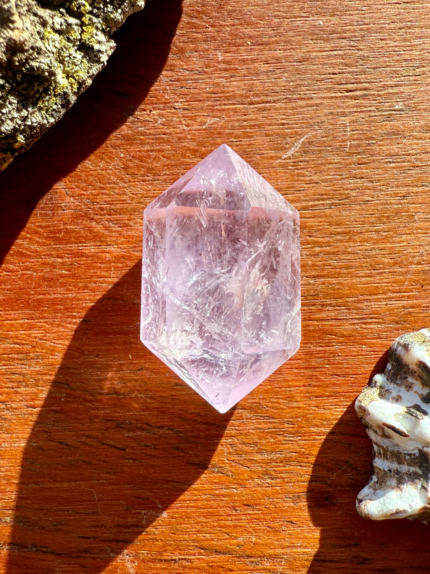SMALL AMETHYST DT POINT