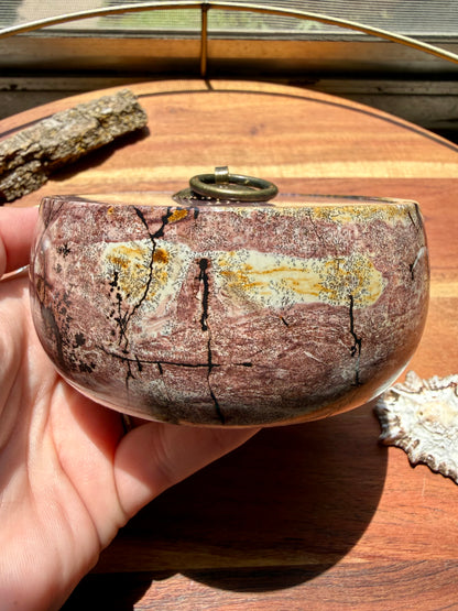 ROUND PICTURE JASPER BOX WITH BRASS DETAIL