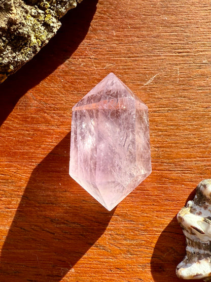 SMALL AMETHYST DT POINT