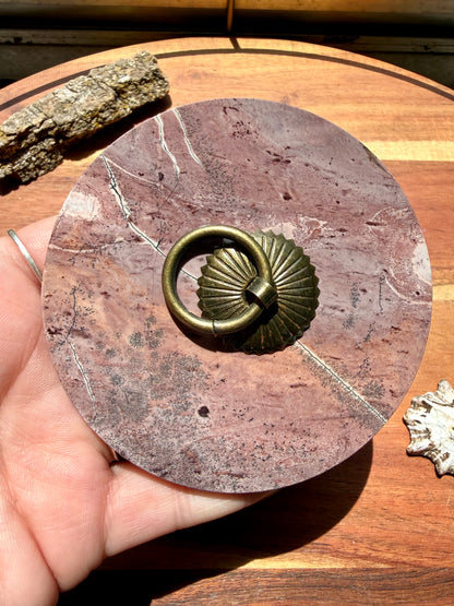 ROUND PICTURE JASPER BOX WITH BRASS DETAIL