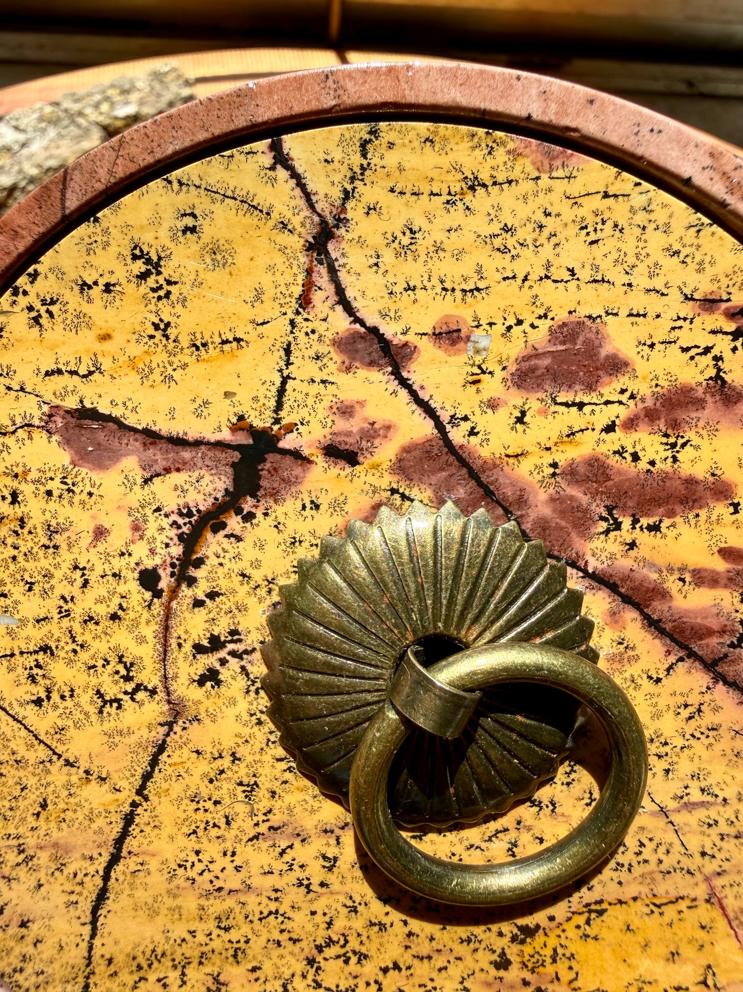 ROUND PICTURE JASPER BOX WITH BRASS DETAIL