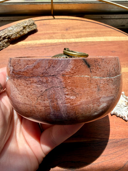 ROUND PICTURE JASPER BOX WITH BRASS DETAIL