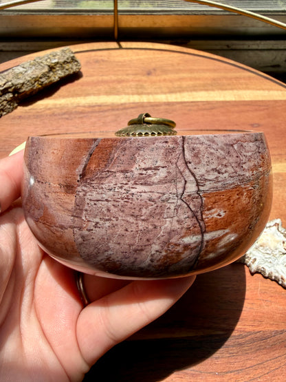 ROUND PICTURE JASPER BOX WITH BRASS DETAIL