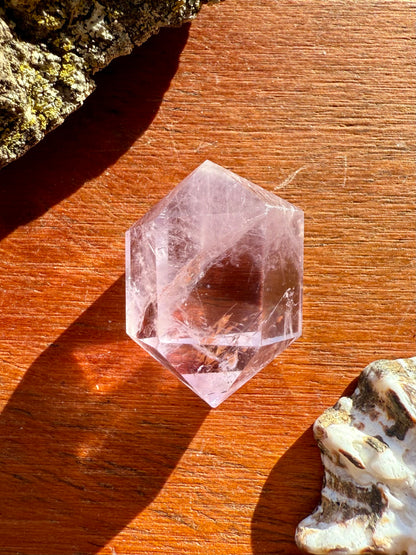 SMALL AMETHYST DT POINT