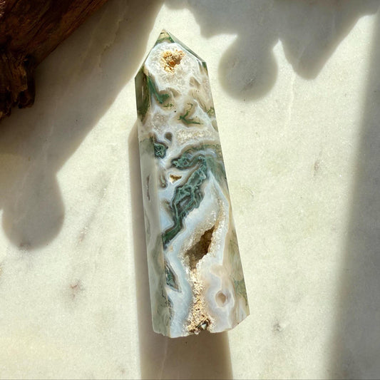 Moss Agate Tower || Moss Agate || Crystal Tower || Altar Decor || Home Decor || Crystal Agate Tower || Carved Gemstone || Crystal Carving