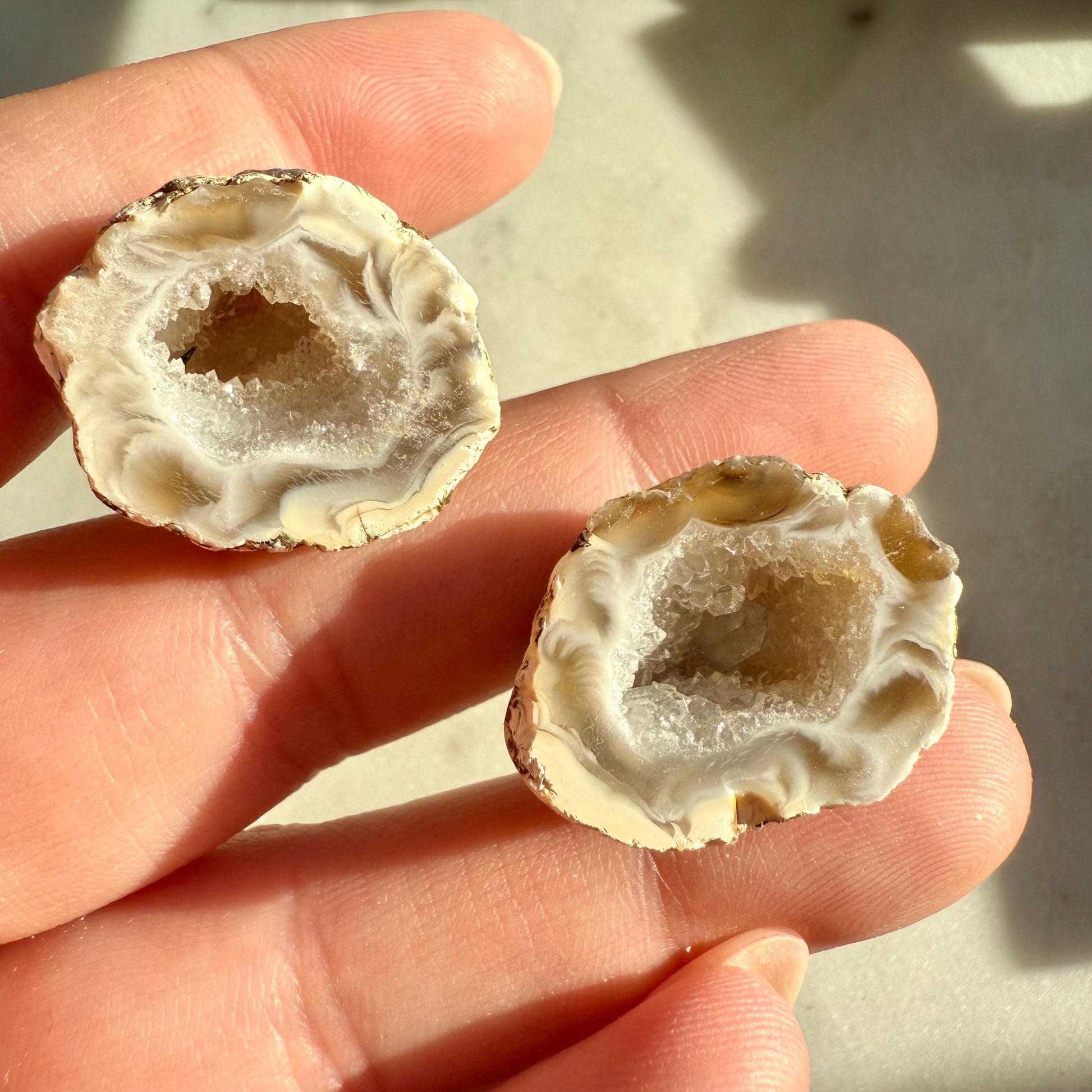 Mini Agate Geode || Druzy Crystal Geode || Mini Crystal || Gift for Crystal Lover