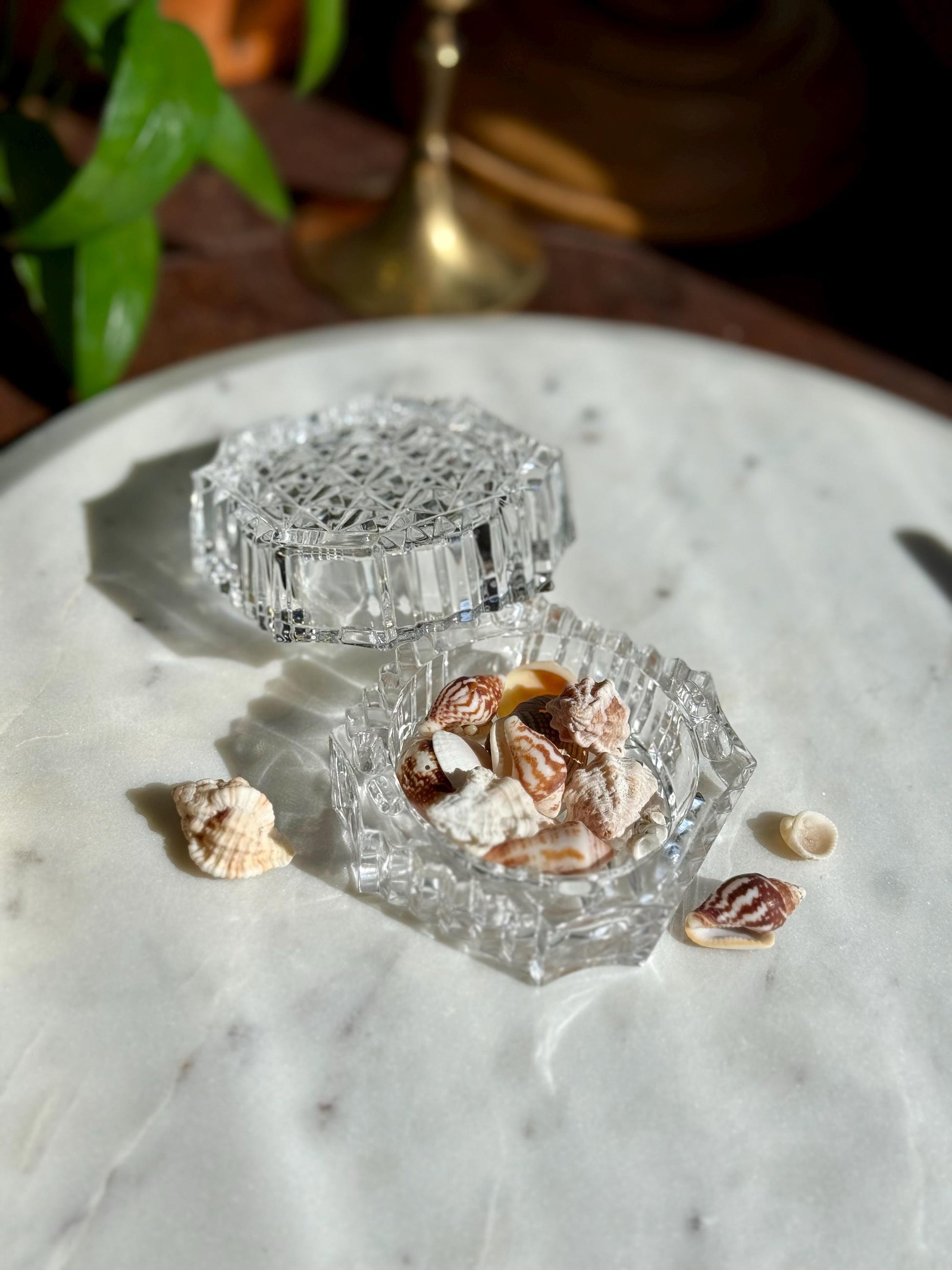 Vintage Altar Dish || Crystal Altar Dish || Vintage Crystal Dish || Altar Offering Dish || Vintage Ritual Dish || Altar Dish || Trinket Dish