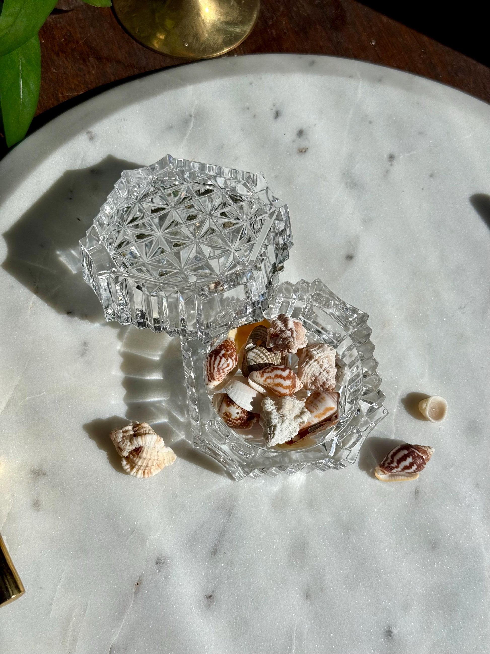 Vintage Altar Dish || Crystal Altar Dish || Vintage Crystal Dish || Altar Offering Dish || Vintage Ritual Dish || Altar Dish || Trinket Dish