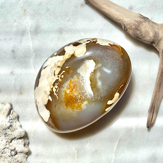 Carnelian Orca Agate Palm Stone || Carnelian Orca Agate || Gift for Crystal Lover || Orca Agate Palm || Crystal Palm Stone || Crystal Gift