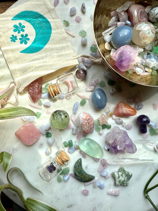 Moonlit Garden Crystal Scoop [1 Scoop] | Crystal Scoops | Crystal Confetti | Gift for Crystal Lover | Unique Gift | Crystal Tumbles
