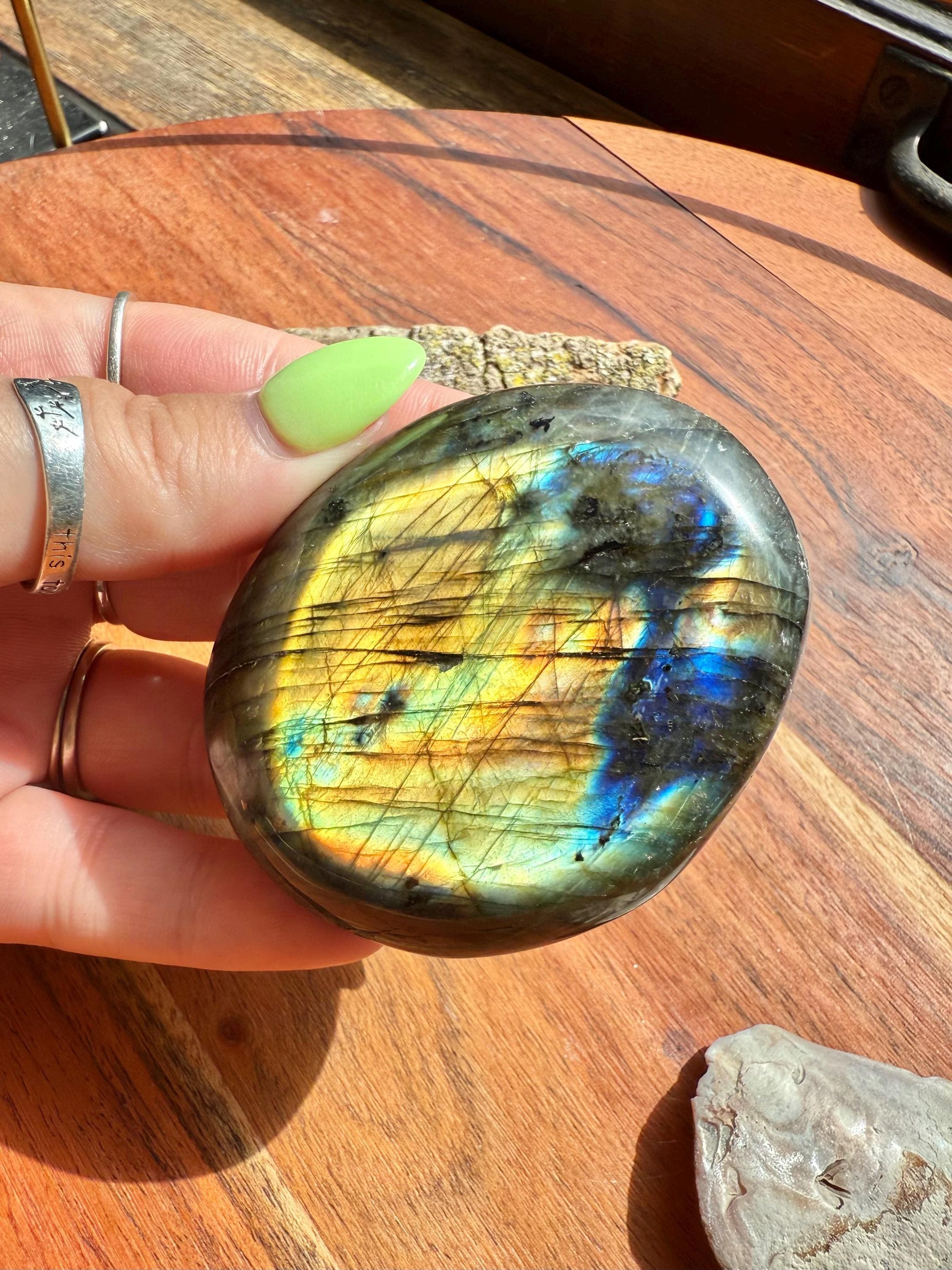 Flashy Labradorite Palm Stone