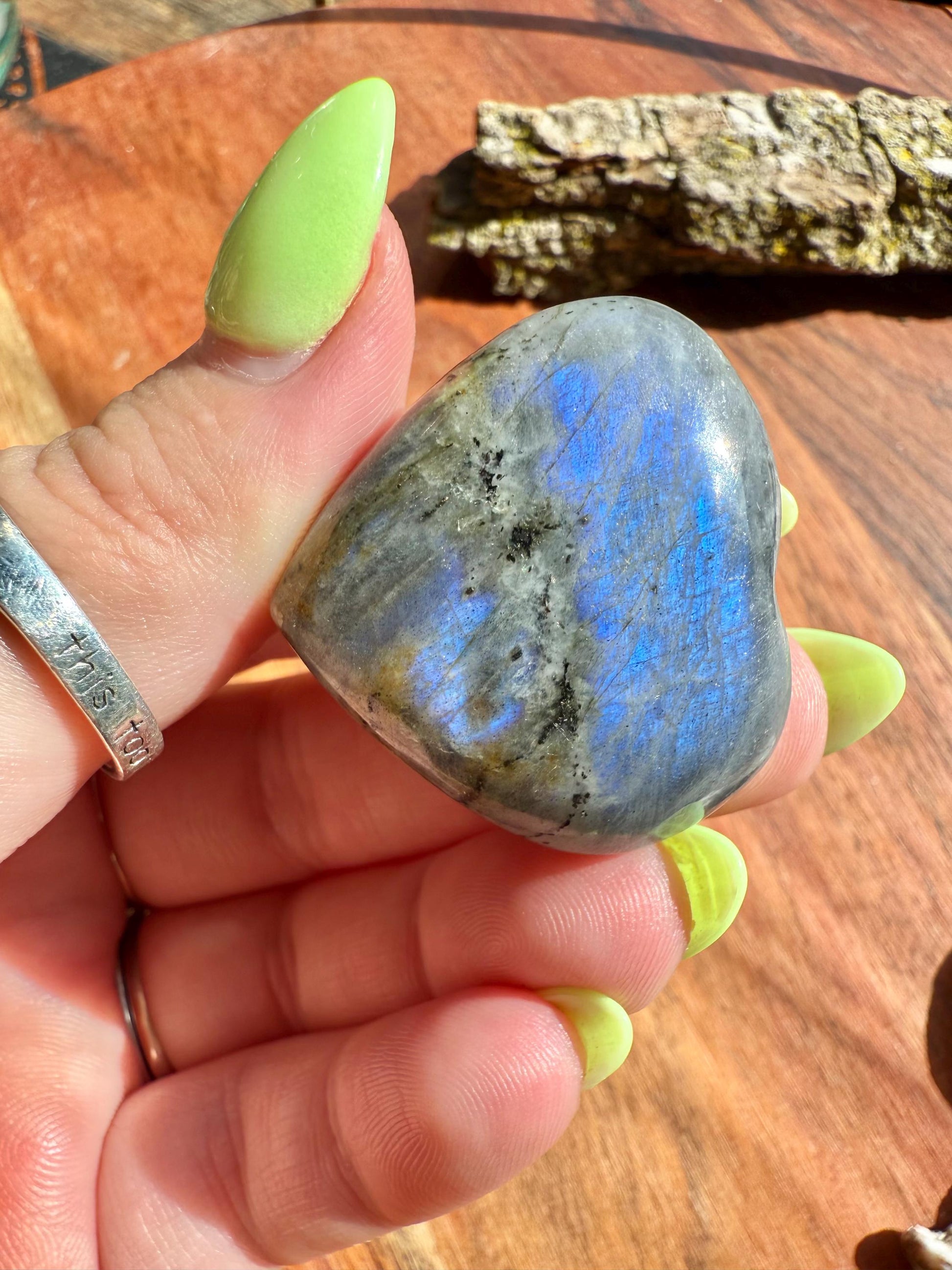 Blue Flash Labradorite Heart (Small)