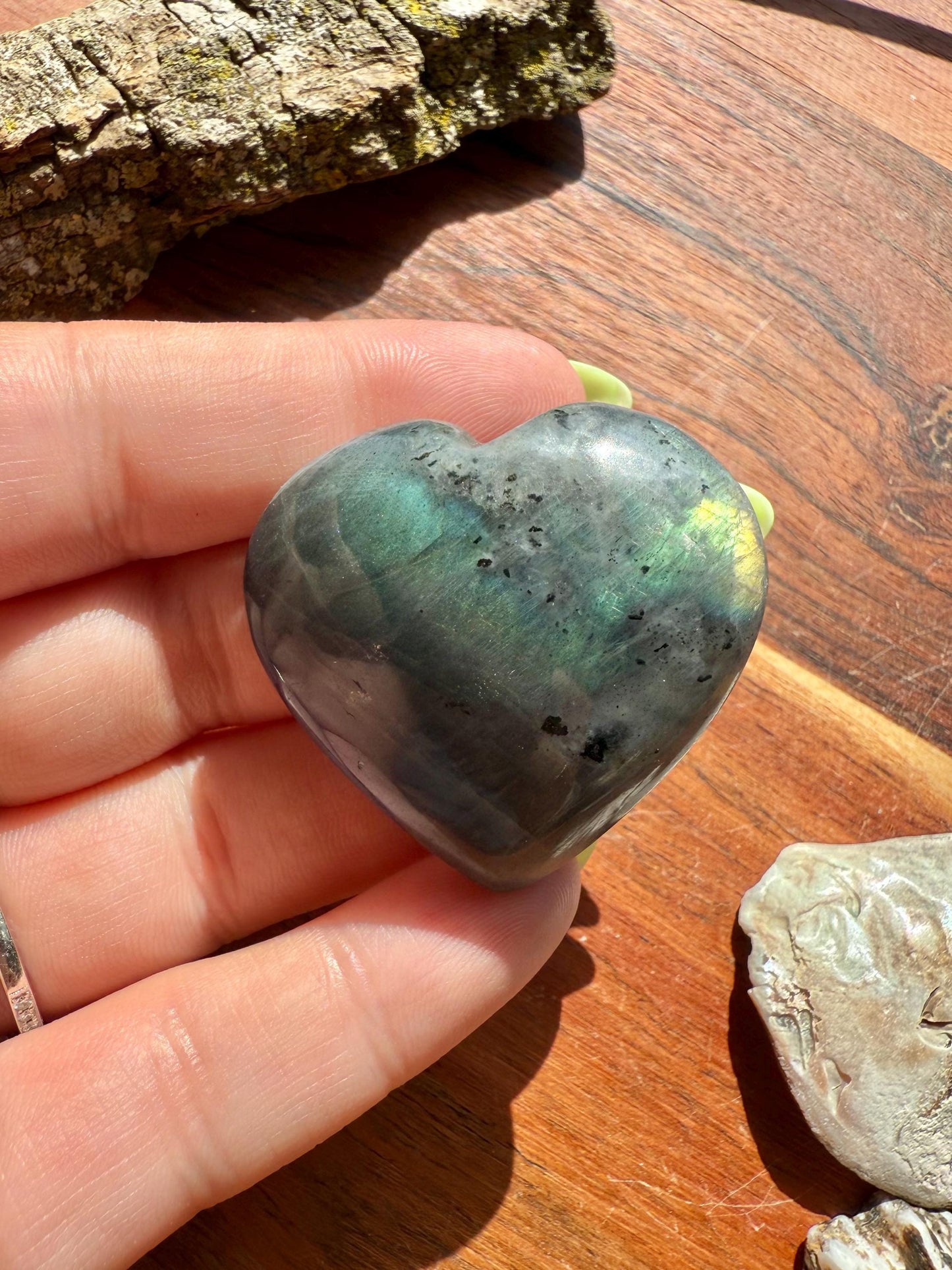 Blue Green Flash Labradorite Heart (Small)