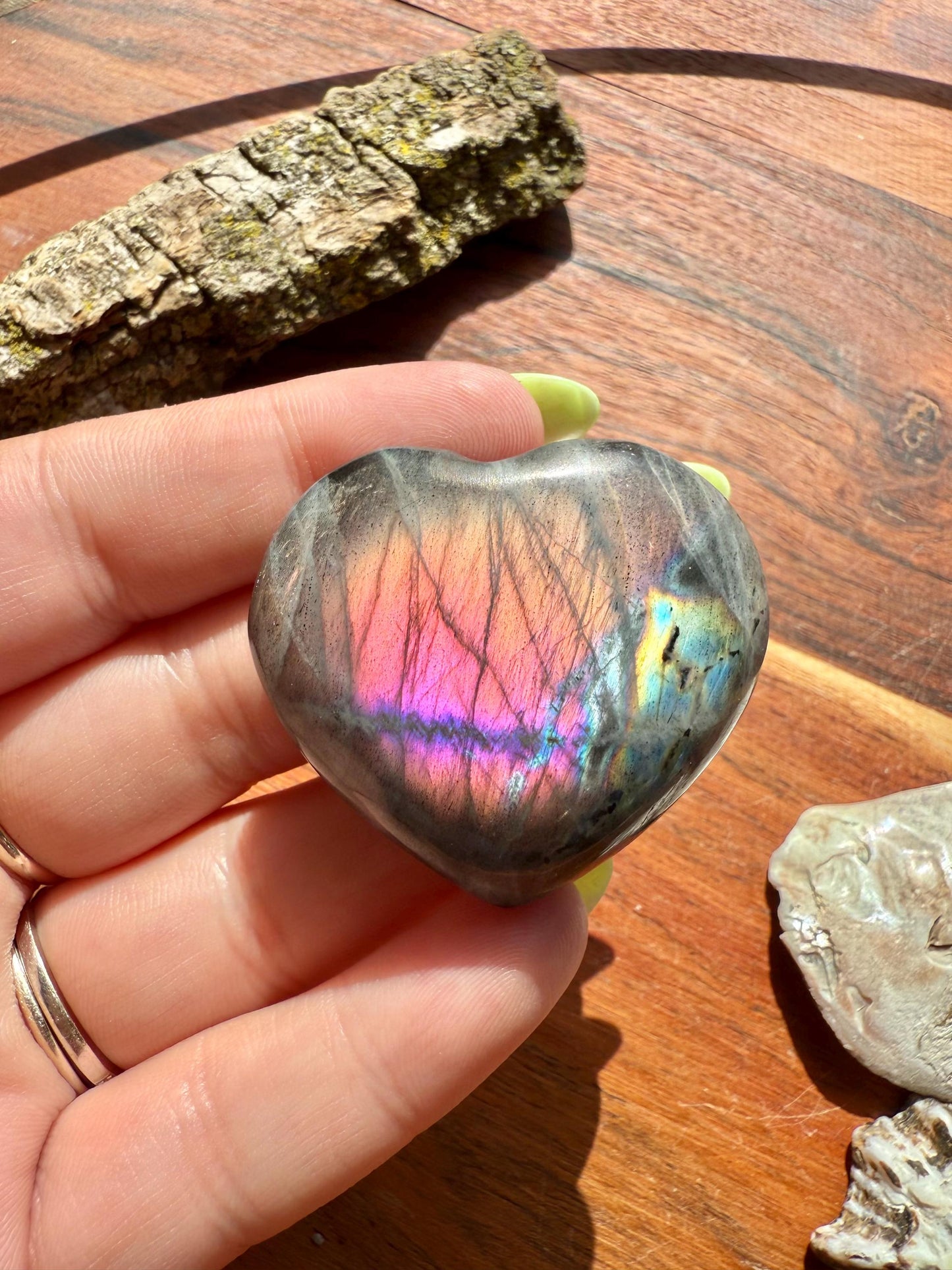 Rainbow Flash Labradorite Heart (Small)