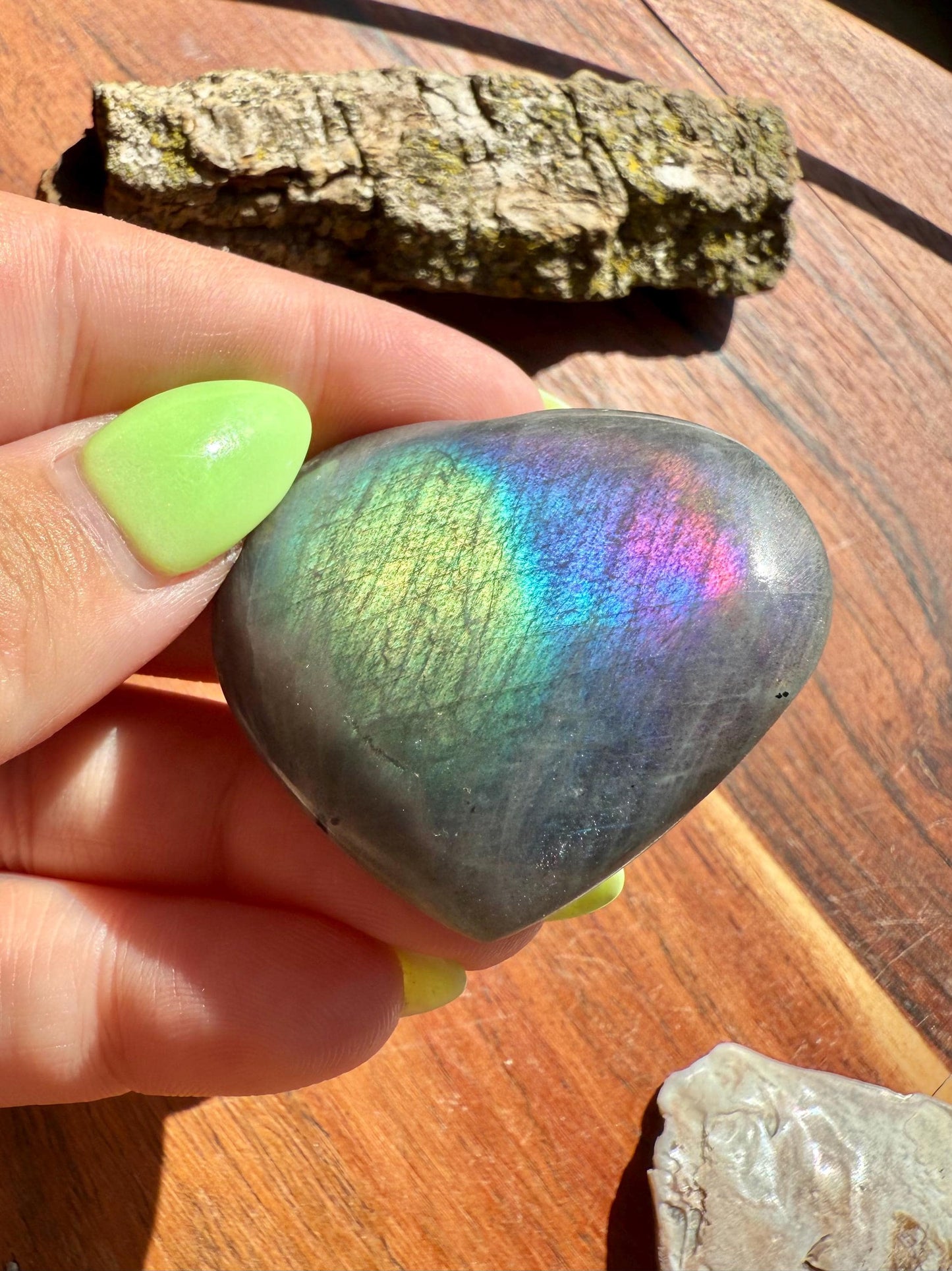 Rainbow Flash Labradorite Heart (Small)