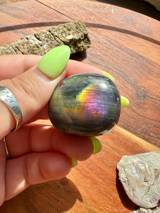 Rainbow Flash Labradorite Heart (Large)