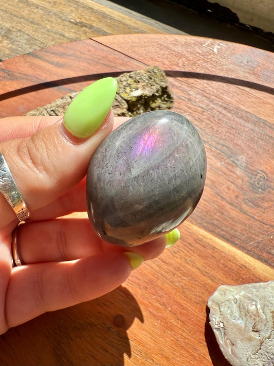 Purple Flash Labradorite Tumble (Extra Large)