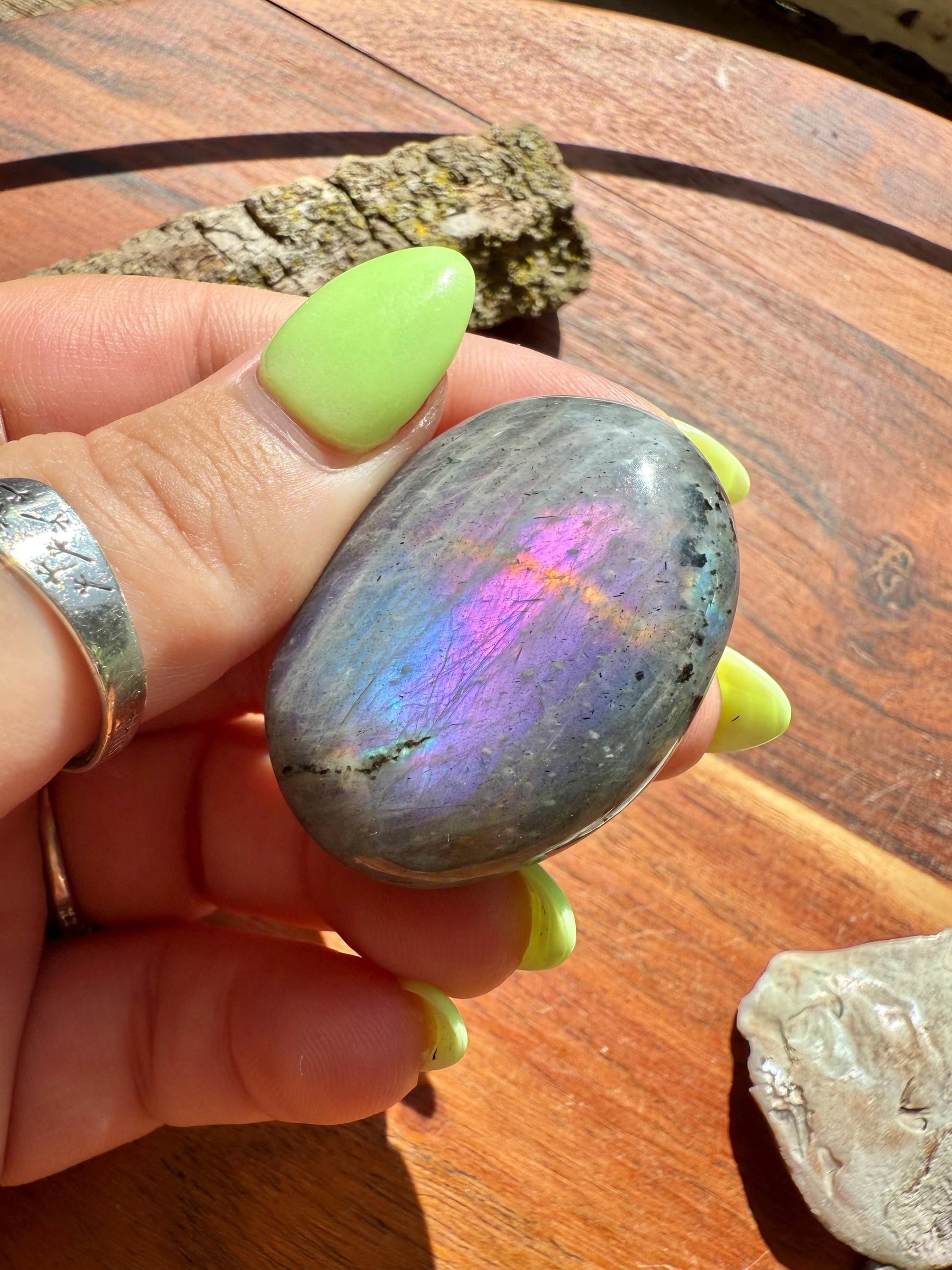 Flashy Labradorite Tumble (Large)