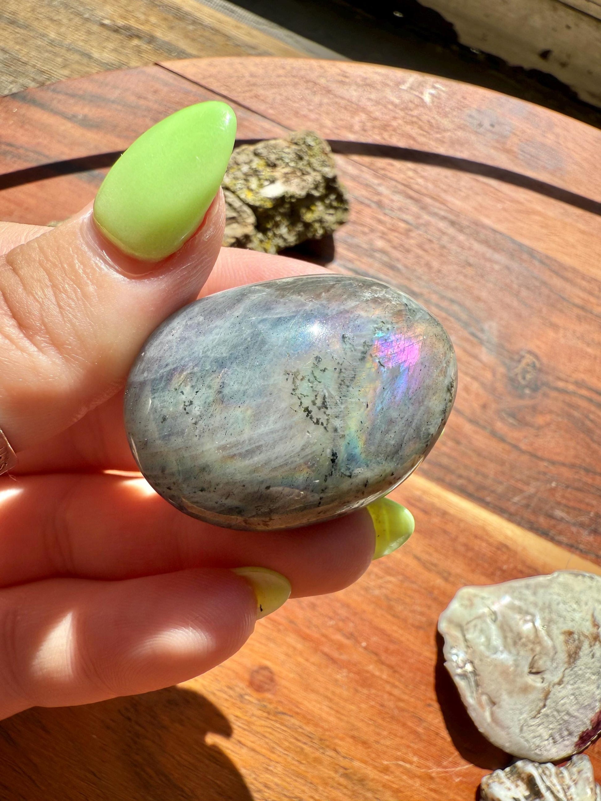 Flashy Labradorite Tumble (Large)