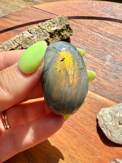 Sunset Flash Labradorite Heart (Large)