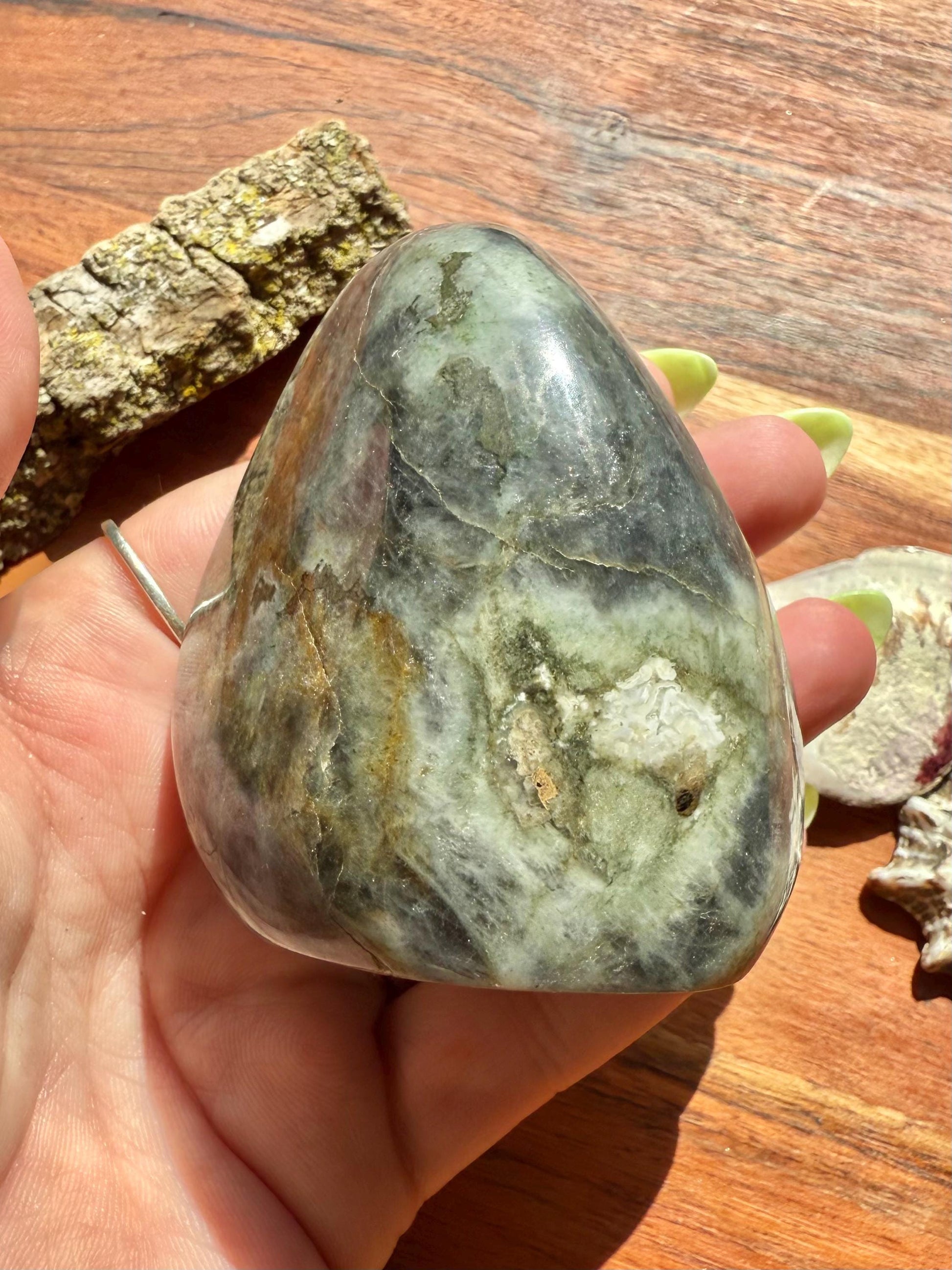 Blue Flash Labradorite Freeform