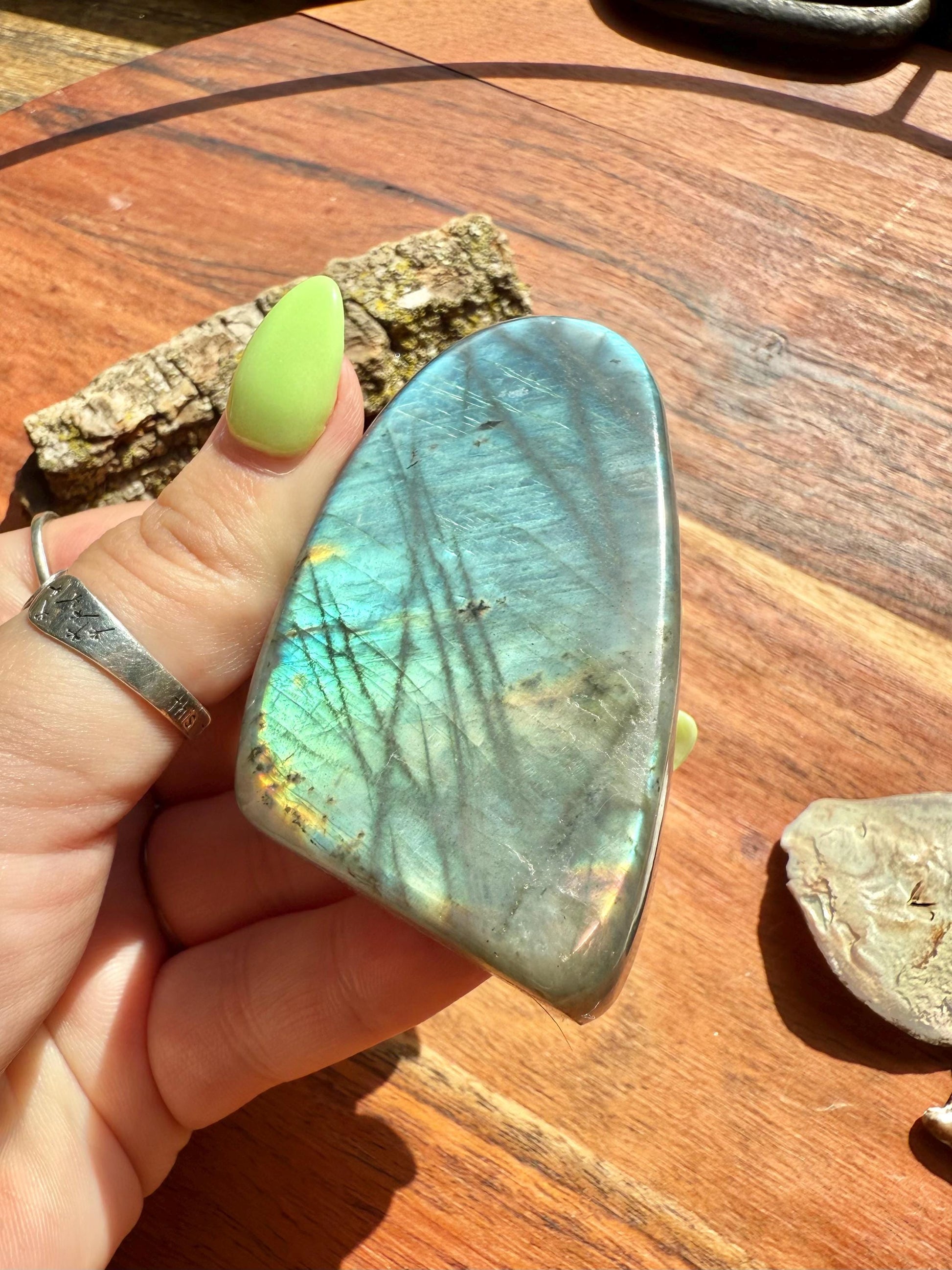 Blue-Green Flash Labradorite Freeform