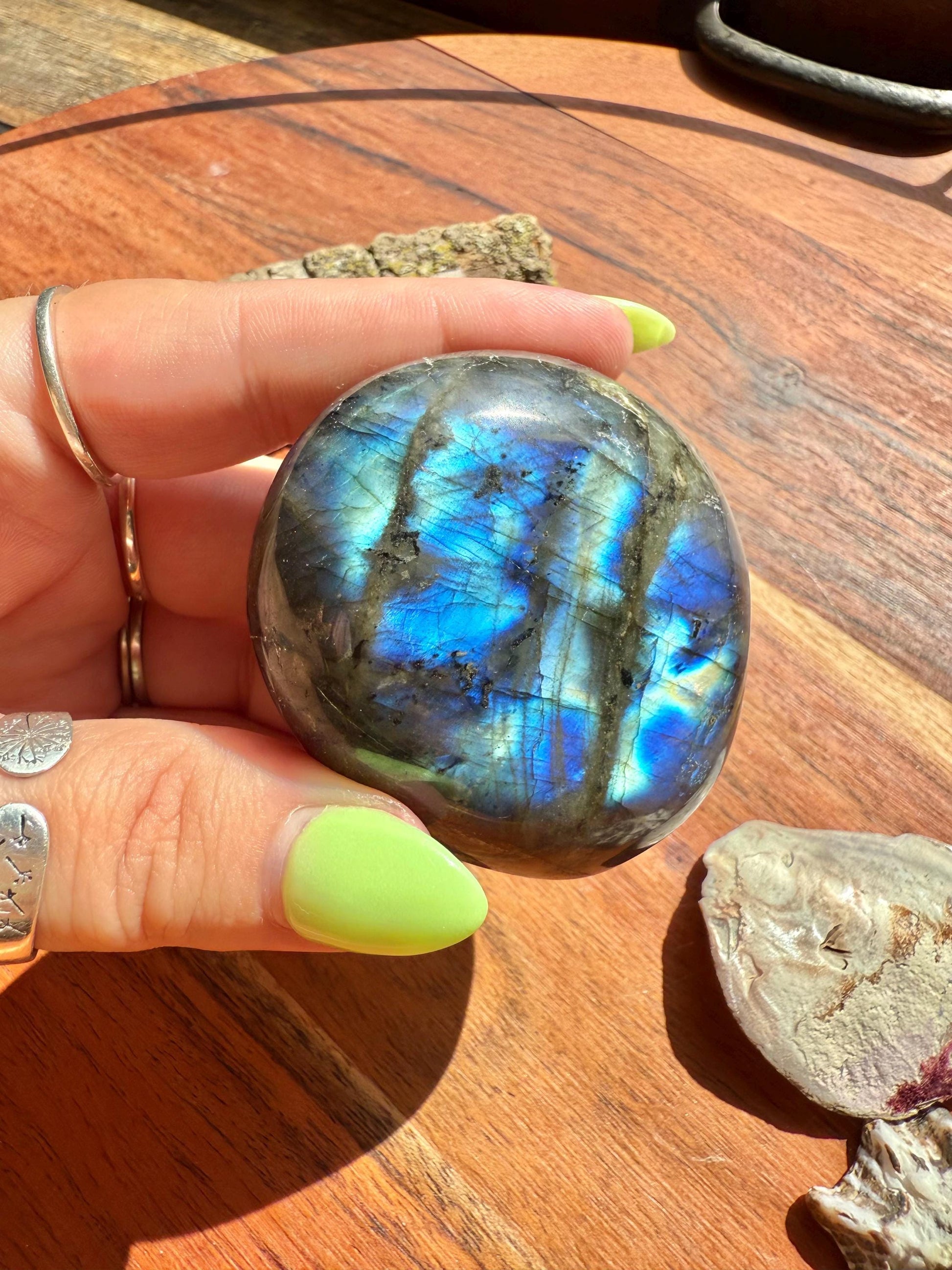 Blue Flash Labradorite Palm Stone