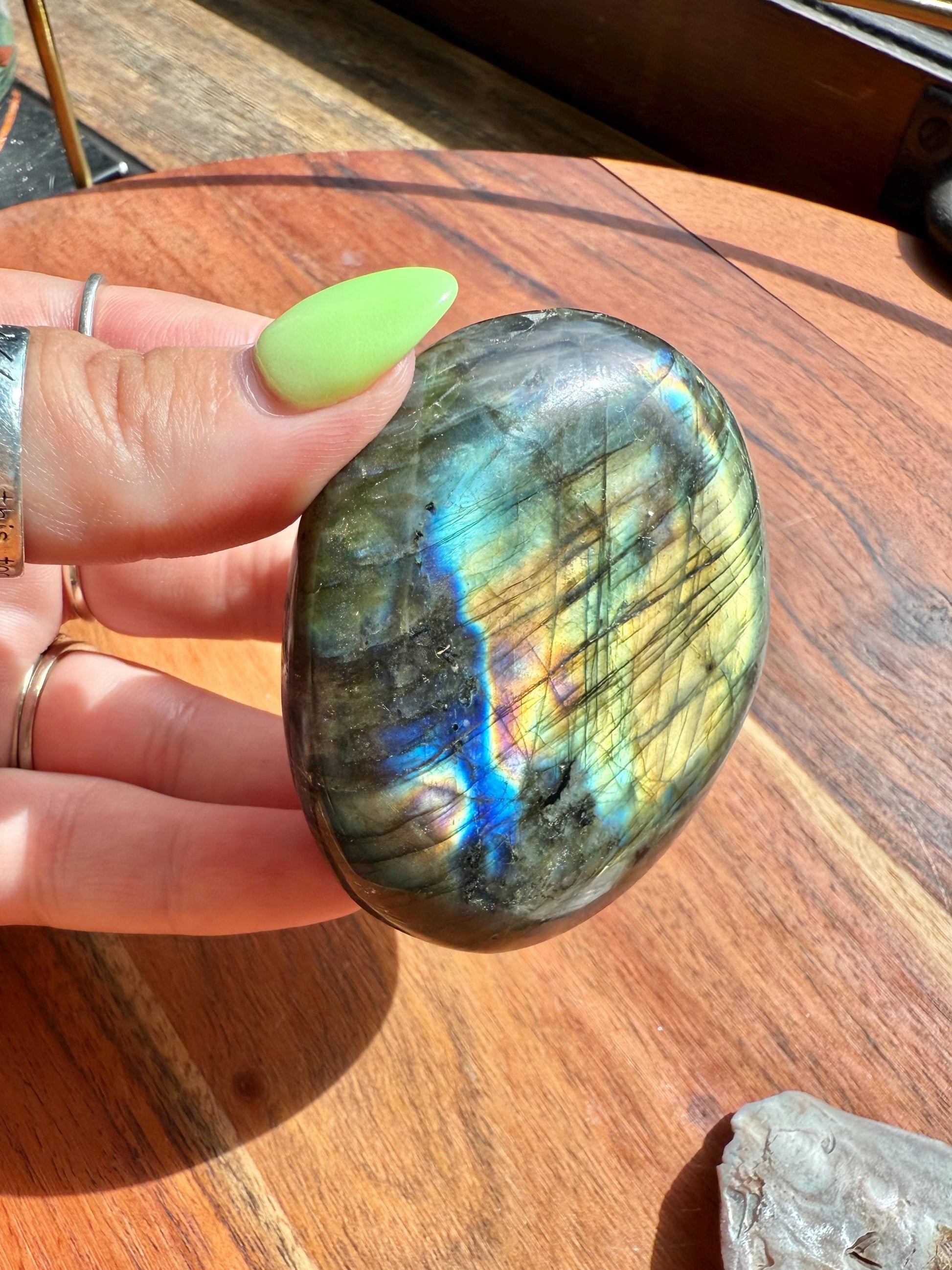 Flashy Labradorite Palm Stone