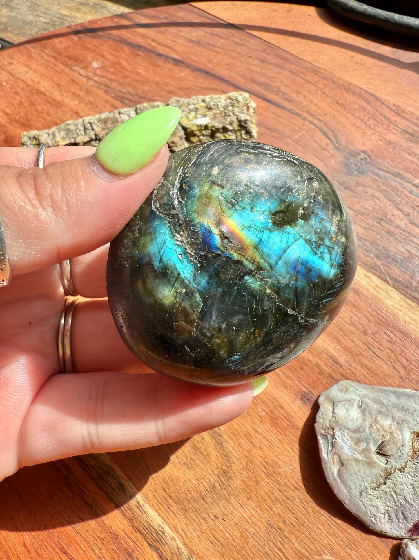 Flashy Labradorite Palm Stone