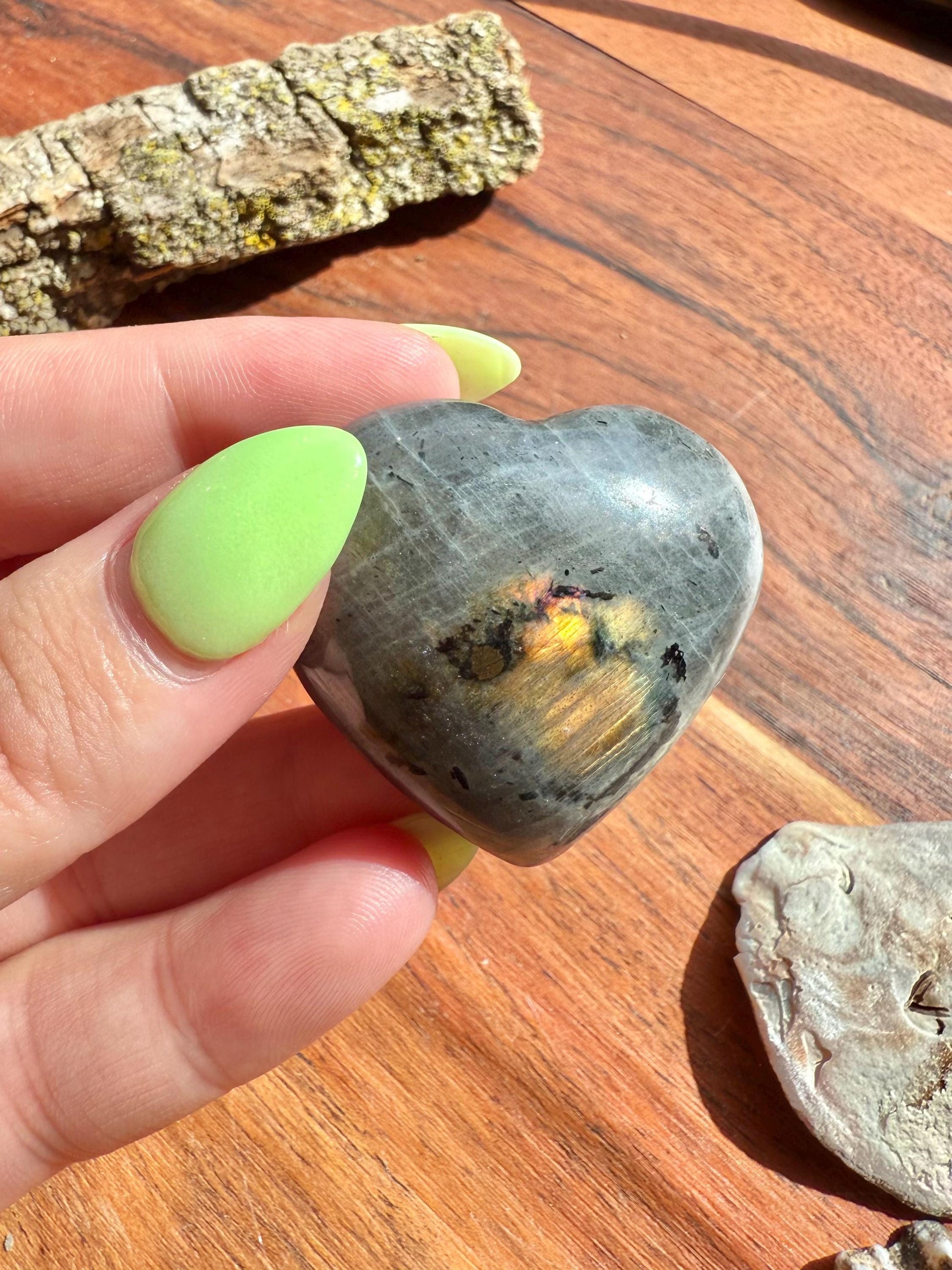 Sunset Flash Labradorite Heart (Small)